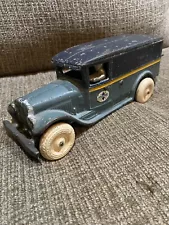 Vintage Arcade International IH Panel Cast Iron Toy Truck Delivery 9”