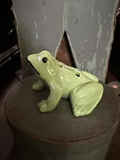 Vintage 7 Hole Green Flower Frog Art Pottery Aldermaston Sales Glen Cove NY