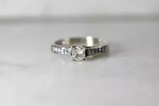 princess cut engagement ring