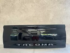 2016 - 2023 TOYOTA TACOMA TAILGATE OEM * COMPLETE *