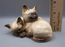 Beswick Siamese Two Cuddling Cats Kittens Figurine Made in England No. 1296