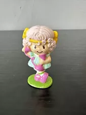 Strawberry shortcake Angel cake figure on the phone vintage 1982