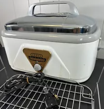 nesco N-108C vintage large roaster oven with lid, tray & Liner Tested Working