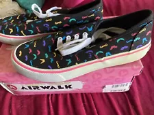 AIRWALK TENNIS SHOE SNEAKERS MUSTACHE DESIGN SKATER SZ 7.5 NIB