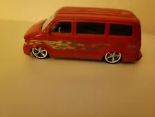 Jada Toys Dub City 2001 Chevy Astro Van Red . PreOwned