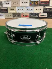 Pearl Roadshow Jr. 12 in. Snare Drum (12" x 4") Jet Black