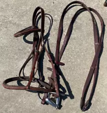 Used brown English bridle w/padded/raised/fancy stitched nose & brow