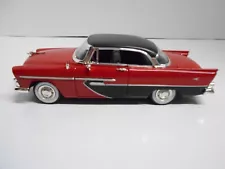 SIGNATURE Diecast 1956 Plymouth Belvedere in 1:32 Scale