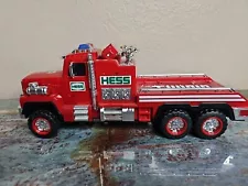 HESS 2015 Fire Truck With Working Lights & Siren/Sounds