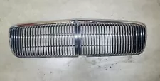 1991-1996 Buick Park Avenue Chrome Grille OEM. 25615621