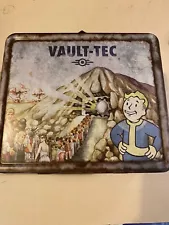 Fallout 4 Official Vault-Tec Prepare For the Future Lunch Box Bethesda (Patina)