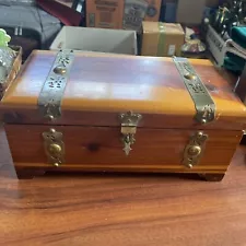 Vintage Cedar Wood Trinket Box Hope Memory Keepsake Chest Brass Hinge Dovetail