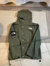 The North Face X Supreme Jacket Size Small