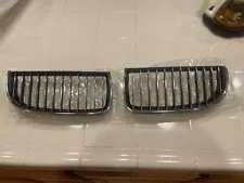 FOR SALE: Used OEM BMW Front Bumper Chrome Kidney Grille Set PN: 224059-10 - $4