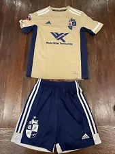 Adidas Soccer Uniform/Outfit Youth Size Medium