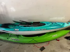 2 Kayaks in good condition (Oars included) Brands: Sun Dolphin and Pelican