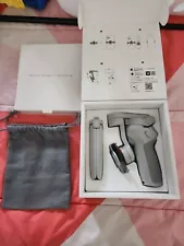 DJI OM 4 SE 3-Axis Gimbal Stabilizer and Tripod for Smartphones with carry case