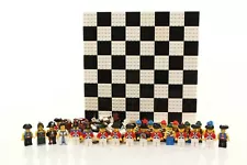 Lego Pirates II Games Set 852751 Chess 100% complete very rare 2009