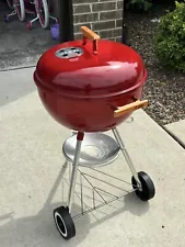 1989 Weber Bar-B-Q kettle Grill Red Enamel Vintage Excellent