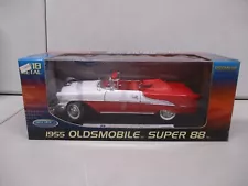 Welly 1955 Oldsmobile Super 88 1/18