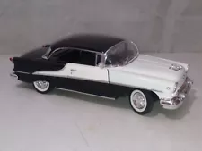 Welly 1:18 Scale Black & White 1955 Oldsmobile Super 88 FOR PARTS OR REPAIR