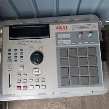 Akai MPC 2000XL MIDI Production Center CF Card Reader & 32MB Ram - MPC2000XL