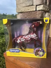 Breyer 2024 Halloween Horse BEOWULF Glow In The Dark Werewolf DENT INSIDE BOX