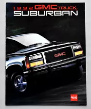 1992 GMC SUBURBAN SALES BROCHURE CATALOG ~ 12 PAGES ~ 8.5" X 11.25"