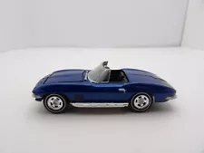 1967 CHEVY CORVETTE CONVERTIBLE 2008 GREENLIGHT CORVETTE COLLECTION 1:64