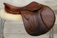 Beautiful 2013 17.5" Butet premium saddle for sale. Full calf premium leather!