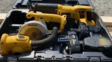 DEWALT 18-Volt Cordless 4pc Kit , Saw, RECIP, Worklight, 3Batteries Untested