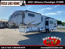 21 Alliance RV Paradigm 372RK Luxury Fifth Wheel Towable Camper Rear Kitchen