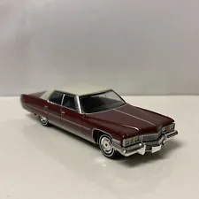 1973 73 Cadillac Sedan Deville Collectible 1/64 Scale Diecast Diorama Model