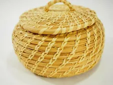 Vintage Papago Wheat Stitch Lidded Basket 5" x 3"