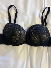 wonder bra black size 34A under wired adjustable straps euc