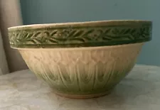 ANTIQUE BEAUTIFUL PATTERN YELLOW WARE McCoy MIXING BOWL GREEN GLAZE 7”