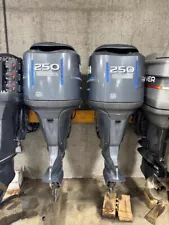 Pair 2005 Yamaha 250 hp F250 4-Stroke 25" Dual Twin Outboard Motors V6 Nice