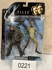 New ListingThe X-Files - Fight The Future - Attack Alien & Caveman - Series 1 - AS IS- 0221