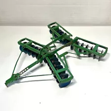 John Deere ERTL ESKA KBA Disc Harrow 1/16 vintage farm toy