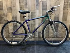 New ListingTREK 930 Singletrack, 26" wheels, 16.5" Frame. USA made. Serviced, NEAR MINT!!