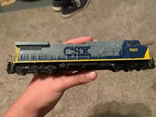 Athearn CSX Dash 9 HO