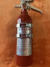 HALON 1211 FIRE EXTINGUISHER