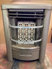 Vtg Dearborn Natural Gas 12,000 BTU Space Heater Ceramic Grates Model DRC-12A N