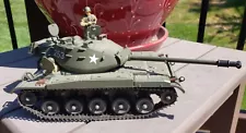 21st Century Toys 1:32 US Army M-41 Walker Bulldog Plastic Tank