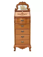 Lexington Furniture Victorian Sampler Collection Vanity Langerin Chest