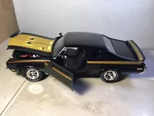 XRARE 1:18 BUICK 1971 GSX - BLACK & GOLD DieCast Car - CHECK IT OUT!