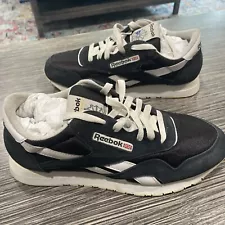 Size 9 - Reebok Classic Leather Nylon Black White