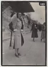 Original 1930s French fashion, female fashion model, Paris