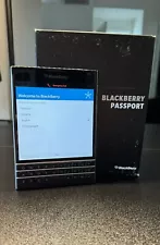 Blackberry Passport - For Collectors - Unlocked - In Very Good Shape