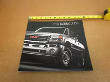 2007 GMC Sierra CLASSIC 1500 2500 3500 old style sales brochure ORIGINAL 36 pg